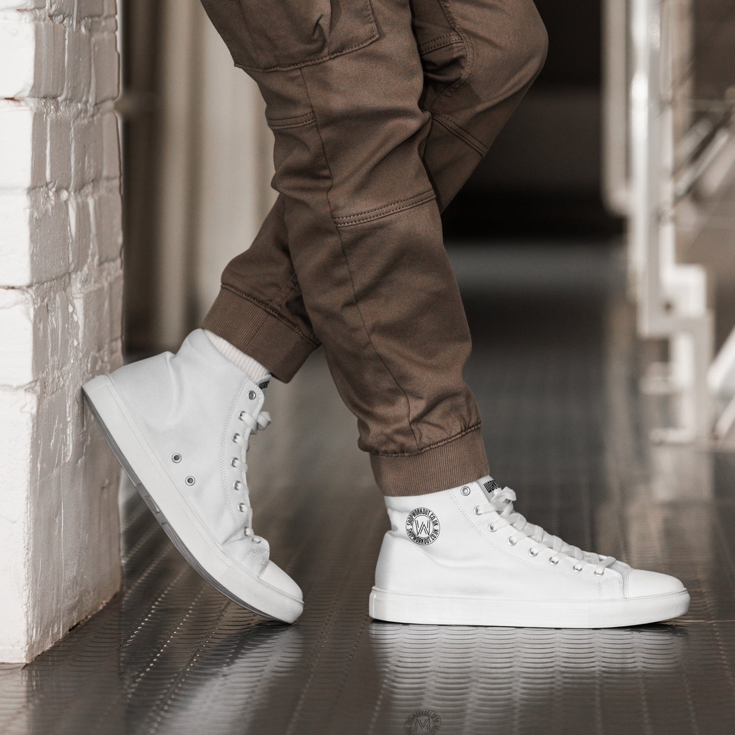 Men’s high top canvas shoes